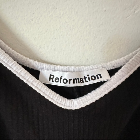 Reformation Aldari Ribbed Tencel jumpsuit romper w/ contrast piping detail XL - Picture 5 of 7